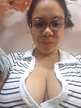 Aila Phone online show from 05/20/26, 06:05