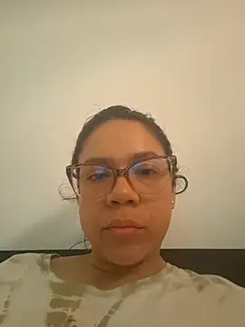 Aila Phone online show from 04/18/26, 04:31