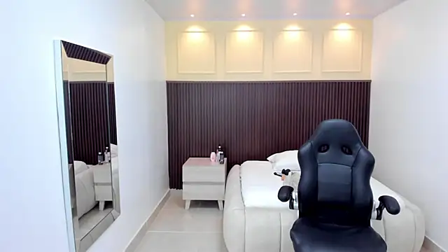 Snapshot of MAYTE1096 chatting on 03/24/26, 08:31 MAYTE1096 online show from 03/24/26, 08:31