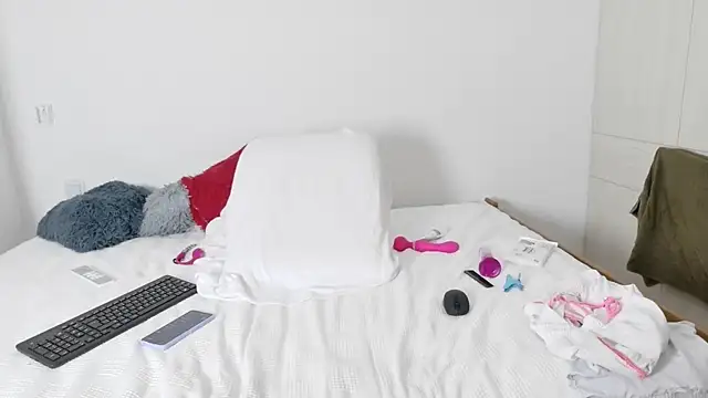 Snapshot of Kataleyax5362999 chatting on 04/11/26, 08:18 Kataleyax5362999 online show from 04/11/26, 08:18