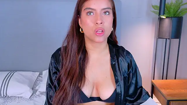 HelenaFoumier online show from 05/28/26, 10:48
