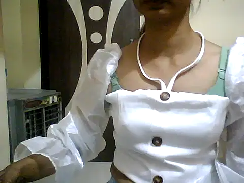Snapshot of Sonam1186 chatting on 04/28/26, 06:45 Sonam1186 online show from 04/28/26, 06:45