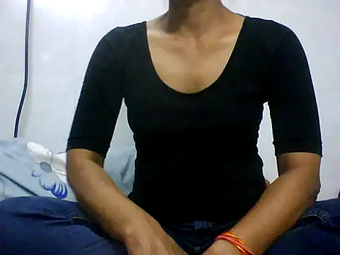 Sonam1186 online show from 04/17/26, 07:28