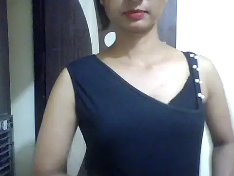 Snapshot of Sonam1186 chatting on 06/11/26, 02:14 Sonam1186 online show from 06/11/26, 02:14