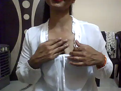 Snapshot of Sonam1186 chatting on 05/03/26, 05:45 Sonam1186 online show from 05/03/26, 05:45