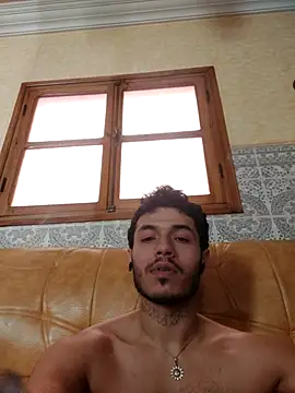 Thewildaliii0 online show from 04/01/26, 04:26