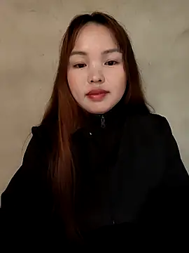 Snapshot of Mina_xYx chatting on 05/09/26, 04:32 Mina xYx online show from 05/09/26, 04:32