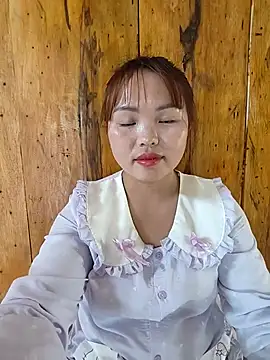 Snapshot of Mina_xYx chatting on 05/14/26, 04:53 Mina xYx online show from 05/14/26, 04:53