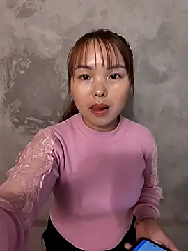 Snapshot of Mina_xYx chatting on 03/20/26, 03:40 Mina xYx online show from 03/20/26, 03:40