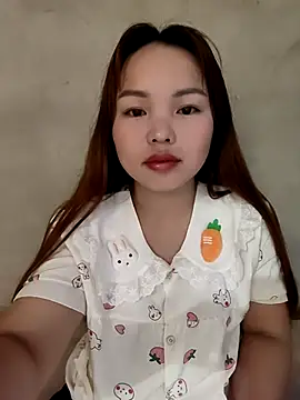 Snapshot of Mina_xYx chatting on 05/12/26, 04:09 Mina xYx online show from 05/12/26, 04:09