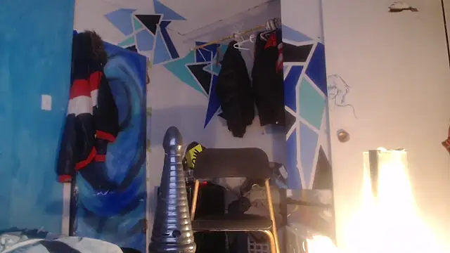 punkyslut69 online show from 04/15/26, 09:48