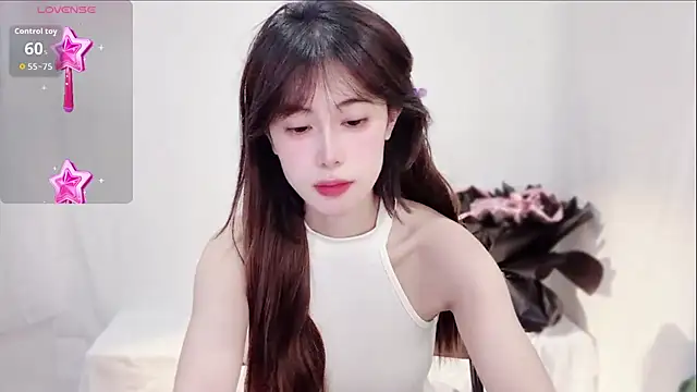 Snapshot of yunbaobei_6688 chatting on 07/04/26, 12:43 yunbaobei 6688 online show from 07/04/26, 12:43