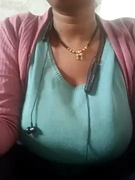 Mona ji32 online show from 04/05/26, 10:11