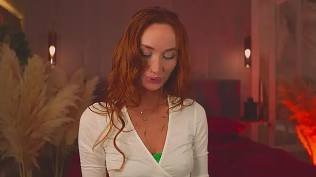 SerenaWest  online show from 04/01/26, 04:15