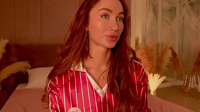 SerenaWest  online show from 05/07/26, 06:00