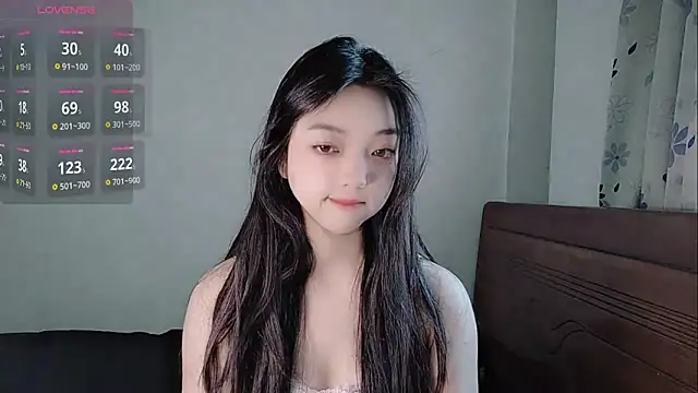 Snapshot of oblakitty_ chatting on 04/09/26, 12:45 oblakitty online show from 04/09/26, 12:45