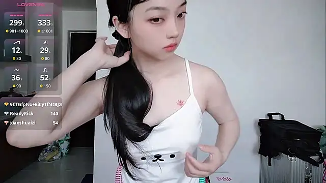 oblakitty  online show from 05/19/26, 01:56