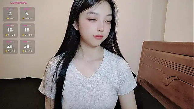 oblakitty  online show from 05/11/26, 01:23