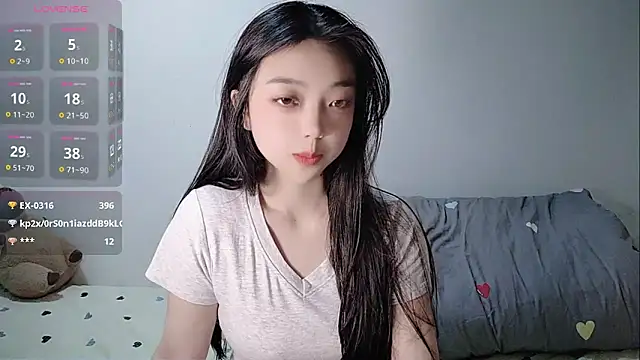 Snapshot of oblakitty_ chatting on 03/21/26, 08:19 oblakitty online show from 03/21/26, 08:19