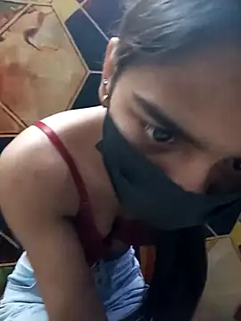 Nisha baby4 online show from 04/15/26, 05:46