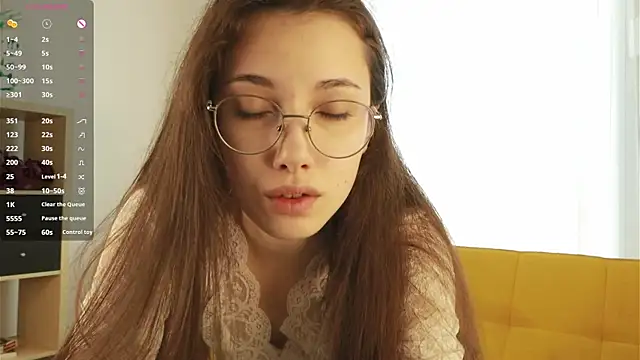 IsauraHolleman online show from 04/03/26, 03:13