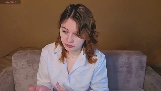ElizabethRedWings online show from 04/24/26, 06:10
