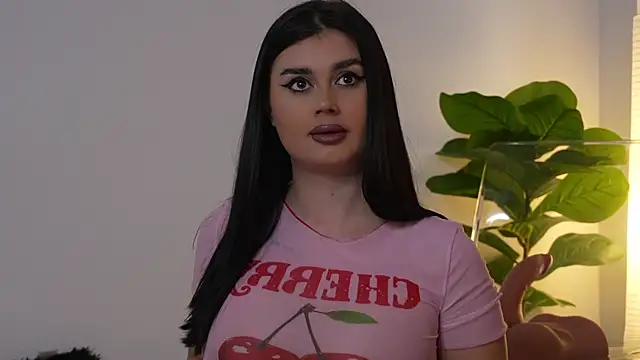 ItsKendra online show from 04/09/26, 01:17