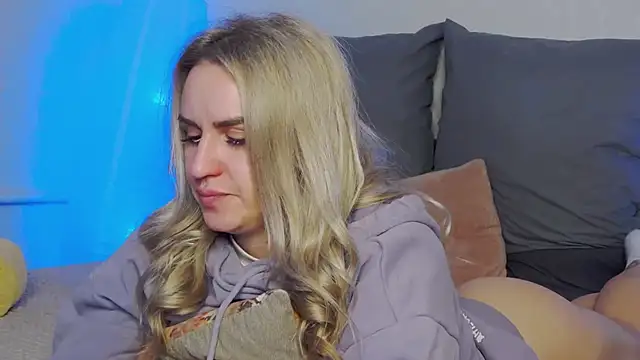 Snapshot of sexy_fuzzy_socks chatting on 04/11/26, 07:45 sexy fuzzy socks online show from 04/11/26, 07:45