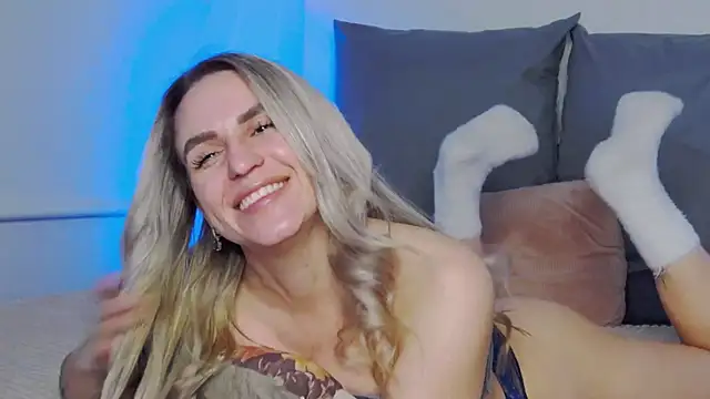 Snapshot of sexy_fuzzy_socks chatting on 03/27/26, 06:22 sexy fuzzy socks online show from 03/27/26, 06:22