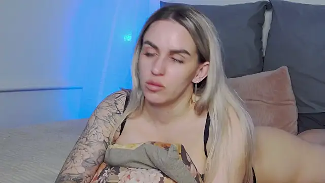 Snapshot of sexy_fuzzy_socks chatting on 03/29/26, 06:04 sexy fuzzy socks online show from 03/29/26, 06:04