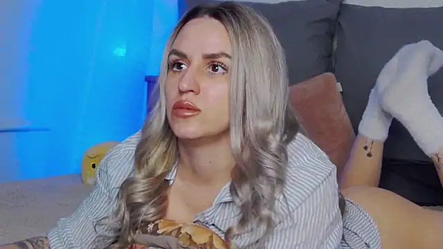 Snapshot of sexy_fuzzy_socks chatting on 03/24/26, 05:29 sexy fuzzy socks online show from 03/24/26, 05:29