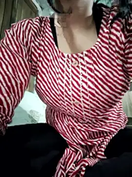 model seela online show from 04/11/26, 09:46