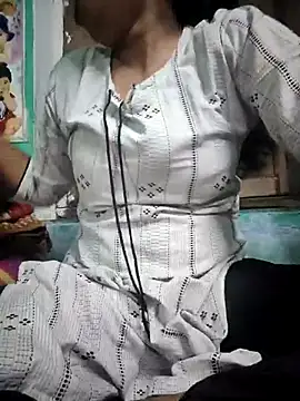 model seela online show from 05/08/26, 05:17