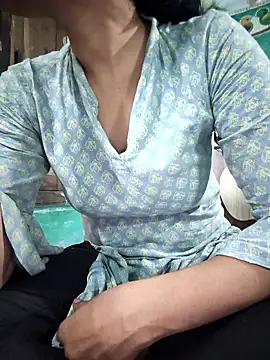 model seela online show from 04/11/26, 02:52