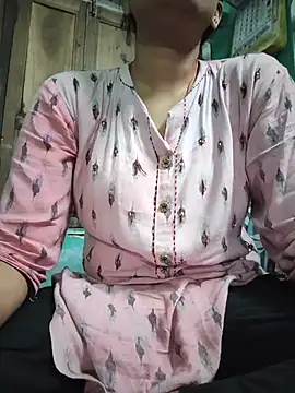 model seela online show from 05/18/26, 03:50