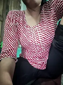 model seela online show from 04/13/26, 04:22