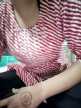 model seela online show from 04/09/26, 04:47