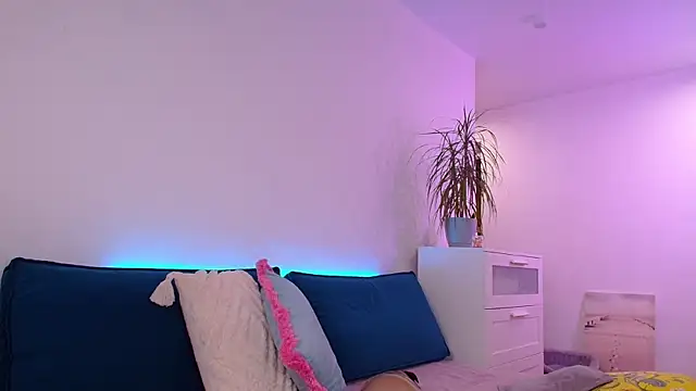 come here baby online show from 06/17/26, 12:15