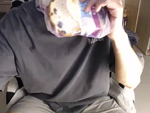 Kent6828 online show from 04/01/26, 03:20