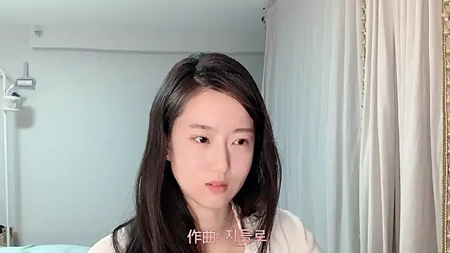 1X-yiyi online show from 04/02/26, 11:39