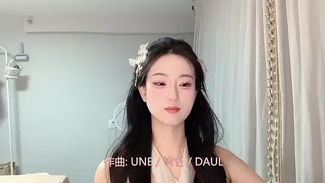 1X-yiyi online show from 05/13/26, 04:03