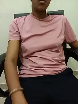 aushi rajput online show from 05/26/26, 11:36