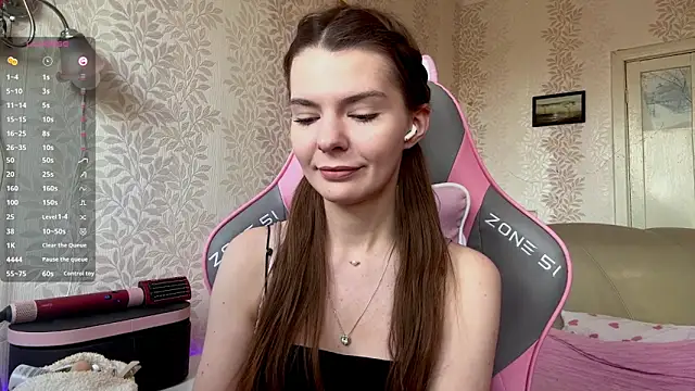 Snapshot of AnnWaddie chatting on 03/20/26, 09:54 AnnWaddie online show from 03/20/26, 09:54