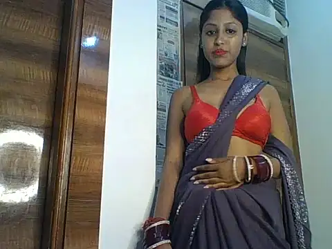 Snapshot of Pari_lovers chatting on 03/15/26, 03:19 Pari lovers online show from 03/15/26, 03:19