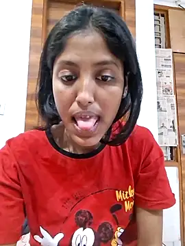 Snapshot of Pari_lovers chatting on 04/09/26, 10:05 Pari lovers online show from 04/09/26, 10:05