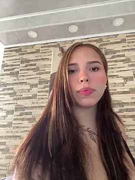 Snapshot of lunacandy_0 chatting on 04/02/26, 06:03 lunacandy 0 online show from 04/02/26, 06:03