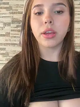 Snapshot of lunacandy_0 chatting on 04/07/26, 09:05 lunacandy 0 online show from 04/07/26, 09:05