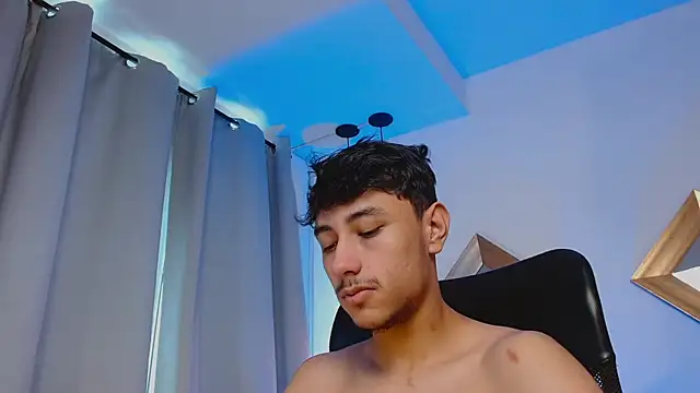 Vezzx online show from 03/30/26, 06:31