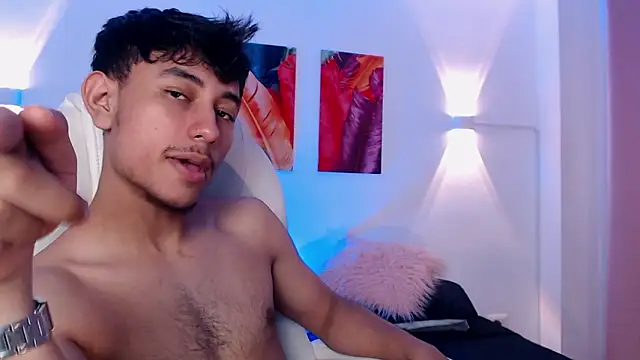 Vezzx online show from 03/24/26, 06:41