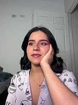 Trixie pop online show from 04/07/26, 12:12